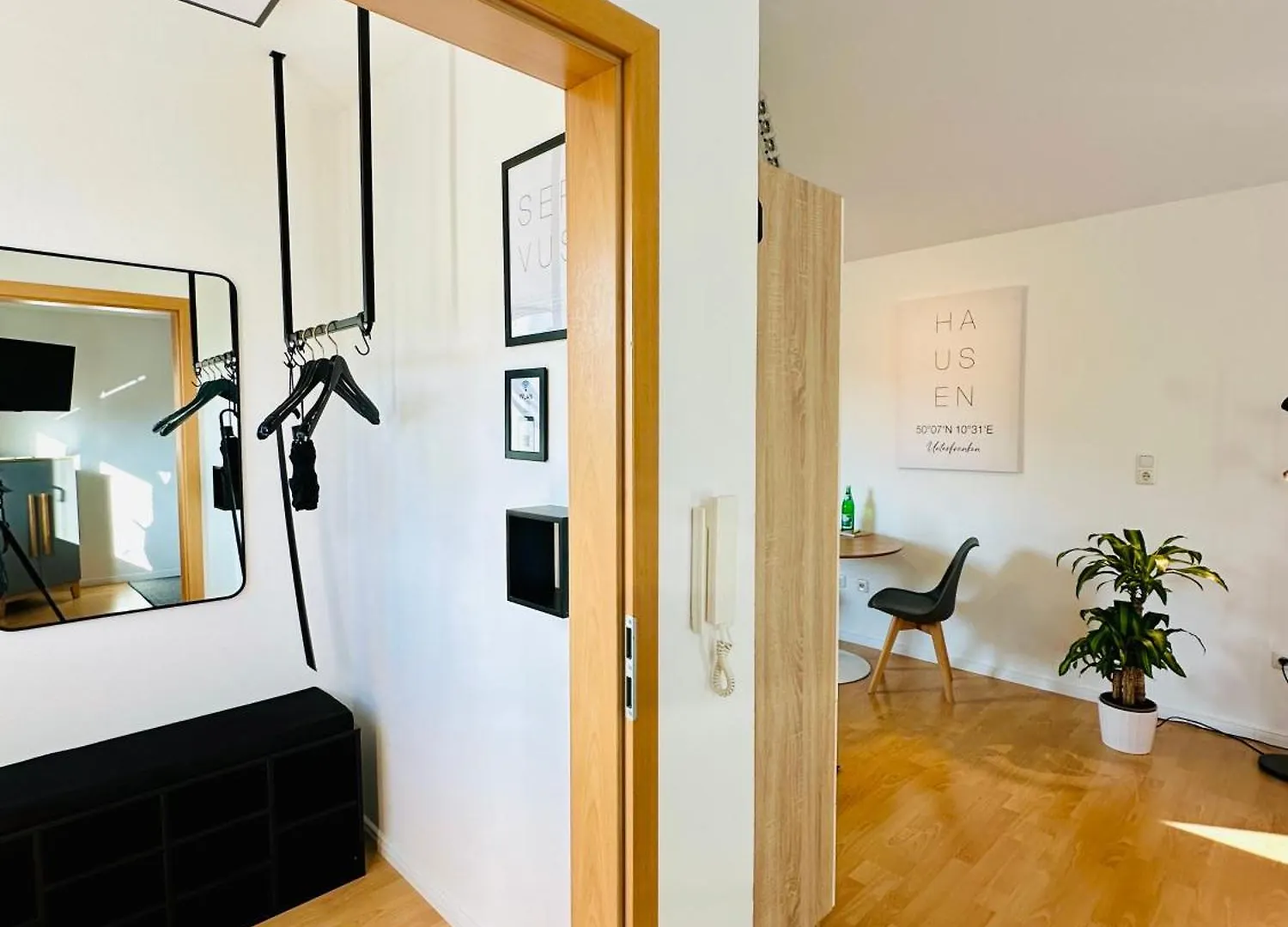 Ferienwohnung Pfister In Hausen Schonungen Apartment